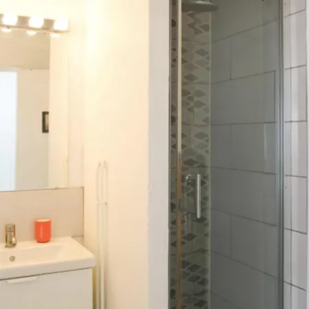 Cozy 35m Nest Peaceful Charming & Comfy Appartement Paris